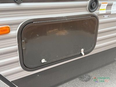 2026 Coachmen RV Catalina Summit Series 8 — photo 42 view