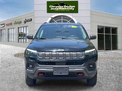 2022 Jeep Compass — side profile view