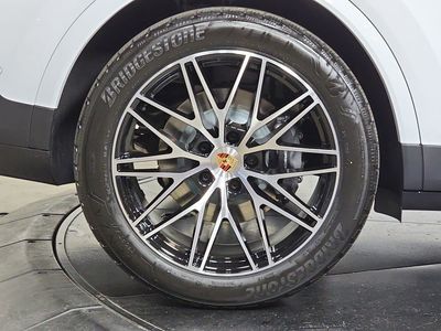 2026 Porsche Cayenne Coupe - Photo 29