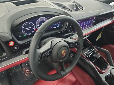 2026 Porsche Cayenne Coupe - Photo 4