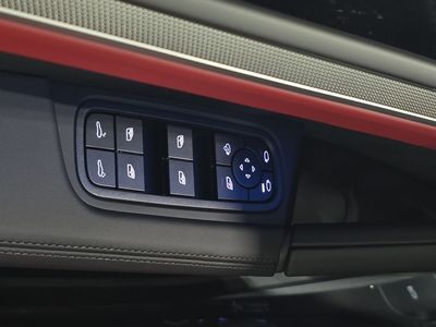2026 Porsche Cayenne Coupe - Photo 21