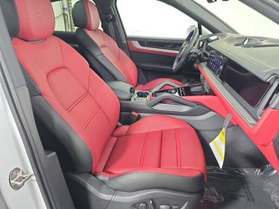 2026 Porsche Cayenne Coupe - Photo 27