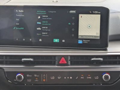 2026 Kia Sorento Hybrid — photo 24 view