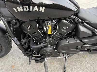 2026 Indian Motorcycle Scout Sixty Bobber Black Metallic - Photo 10