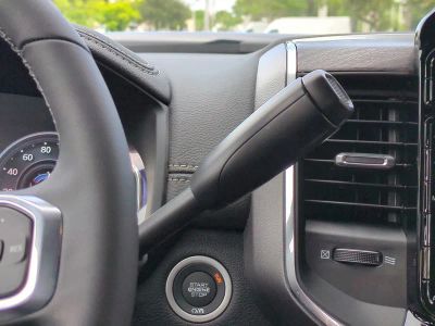 2025 Ram 2500 — photo 19 view