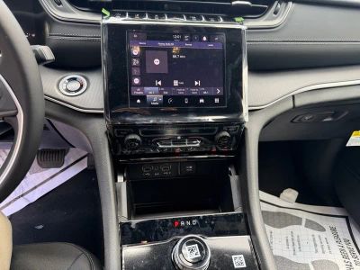 2026 Jeep Grand Cherokee — photo 22 view