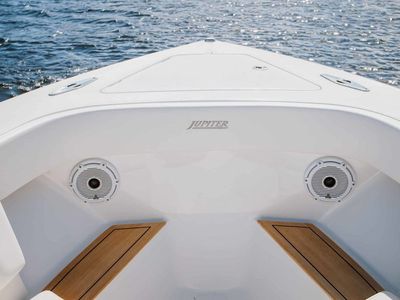 2026 Jupiter 40 - Photo 9