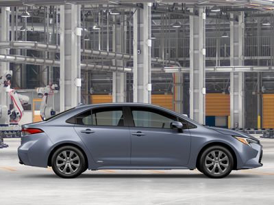 2026 Toyota Corolla Hybrid - Photo 14