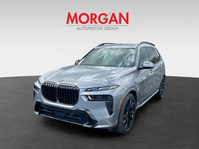 2026 BMW X7 — rear three-quarter view