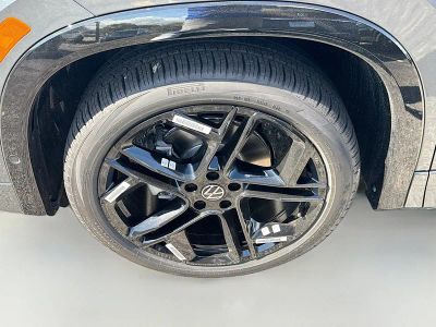 2026 Volkswagen Tiguan — photo 27 view