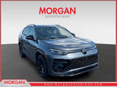 2026 Volkswagen Tiguan SE R-Line Black in Platinum — front three-quarter view