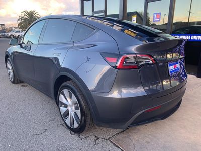 2022 Tesla Model Y - Photo 6
