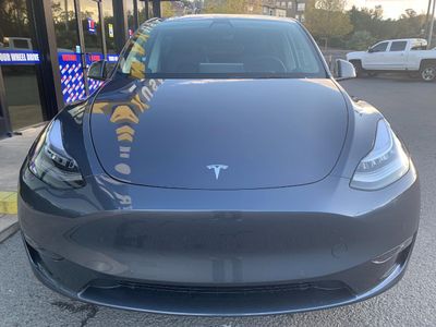 2022 Tesla Model Y - Photo 3