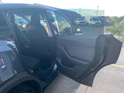 2022 Tesla Model Y - Photo 16