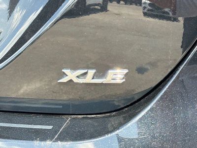 2018 Toyota Camry — photo 10 view