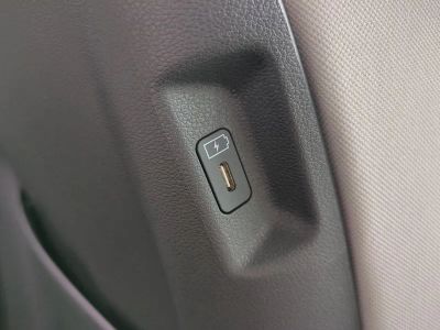 2026 Hyundai SANTA FE HYBRID — photo 18 view