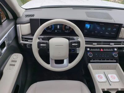2026 Hyundai SANTA FE HYBRID — photo 20 view