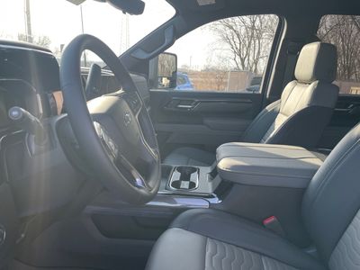 2026 Chevrolet Silverado 2500HD - Photo 9