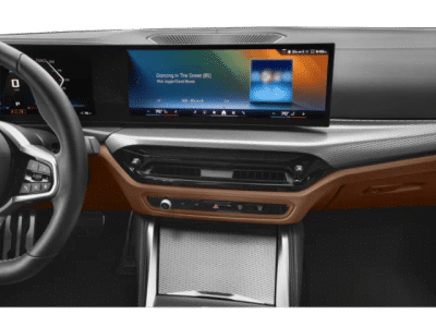 2025 BMW i4 — photo 7 view