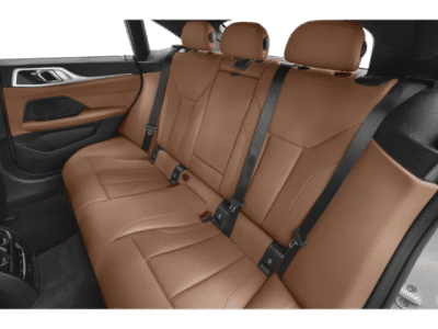2025 BMW i4 — photo 10 view