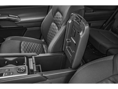 2026 Nissan Pathfinder — photo 13 view