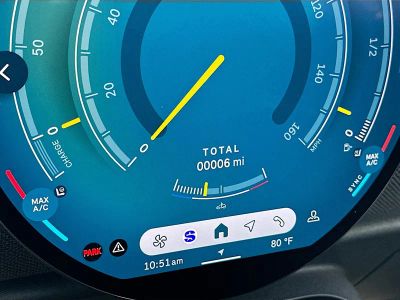 2026 MINI Convertible — photo 9 view