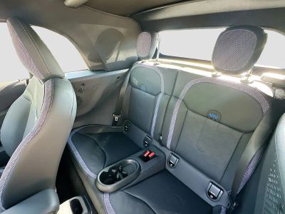 2026 MINI Convertible — photo 18 view
