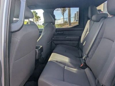 2024 Toyota Tacoma — photo 13 view