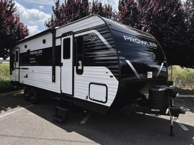 2026 Jayco PROWLER — front three-quarter view