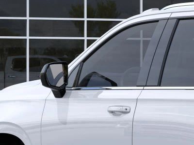 2026 Chevrolet Tahoe — photo 12 view