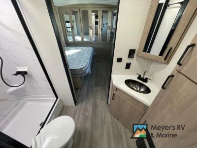2026 Grand Design Imagine - Photo 17