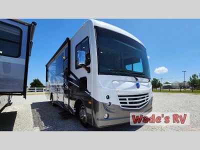 2026 Holiday Rambler Admiral 29M — front three-quarter view