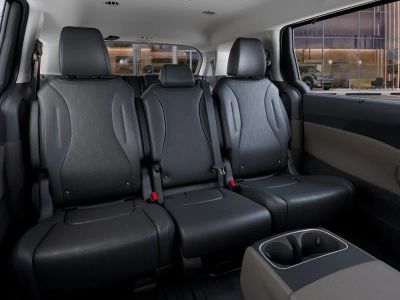 2026 Kia Carnival Hybrid — photo 16 view