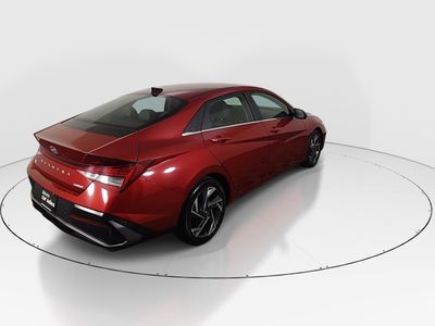 2024 Hyundai Elantra — photo 7 view