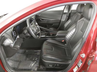 2024 Hyundai Elantra — photo 20 view