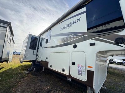 2017 Heartland Bighorn - Photo 6