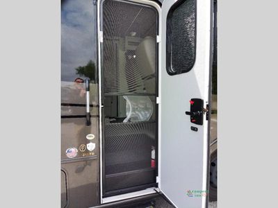 2026 Coachmen RV Euro - Photo 28