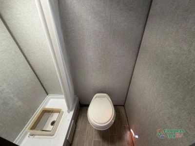2022 Dutchmen RV Coleman — photo 27 view