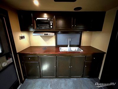 2013 Venture RV SportTrek - Photo 6