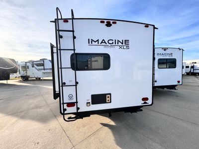 2026 Grand Design Imagine XLS - Photo 9