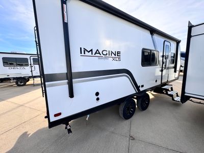 2026 Grand Design Imagine XLS - Photo 8