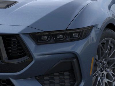 2026 Ford Mustang - Photo 18