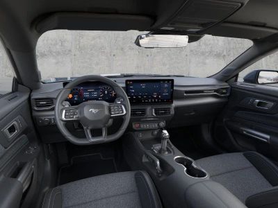 2026 Ford Mustang - Photo 9