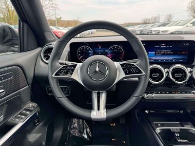 2026 Mercedes-Benz GLB — photo 22 view