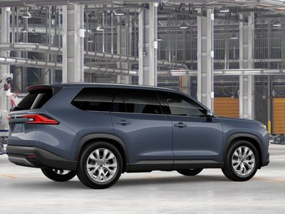 2026 Toyota Grand Highlander Hybrid — photo 11 view