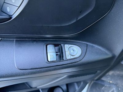 2023 Mercedes-Benz Metris — photo 25 view