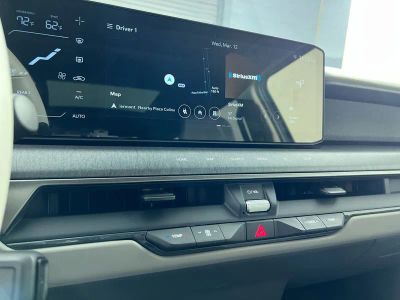 2026 Kia EV9 — photo 27 view