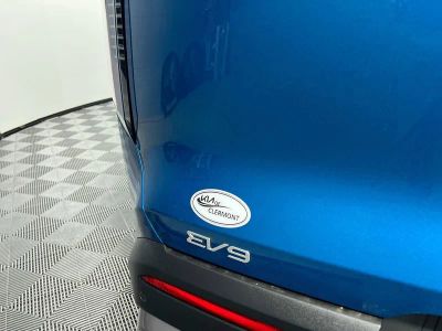 2026 Kia EV9 — detail view