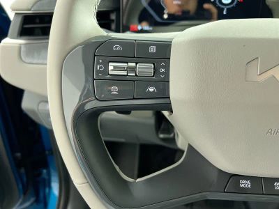 2026 Kia EV9 — photo 18 view