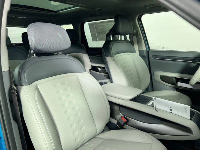 2026 Kia EV9 — photo 33 view